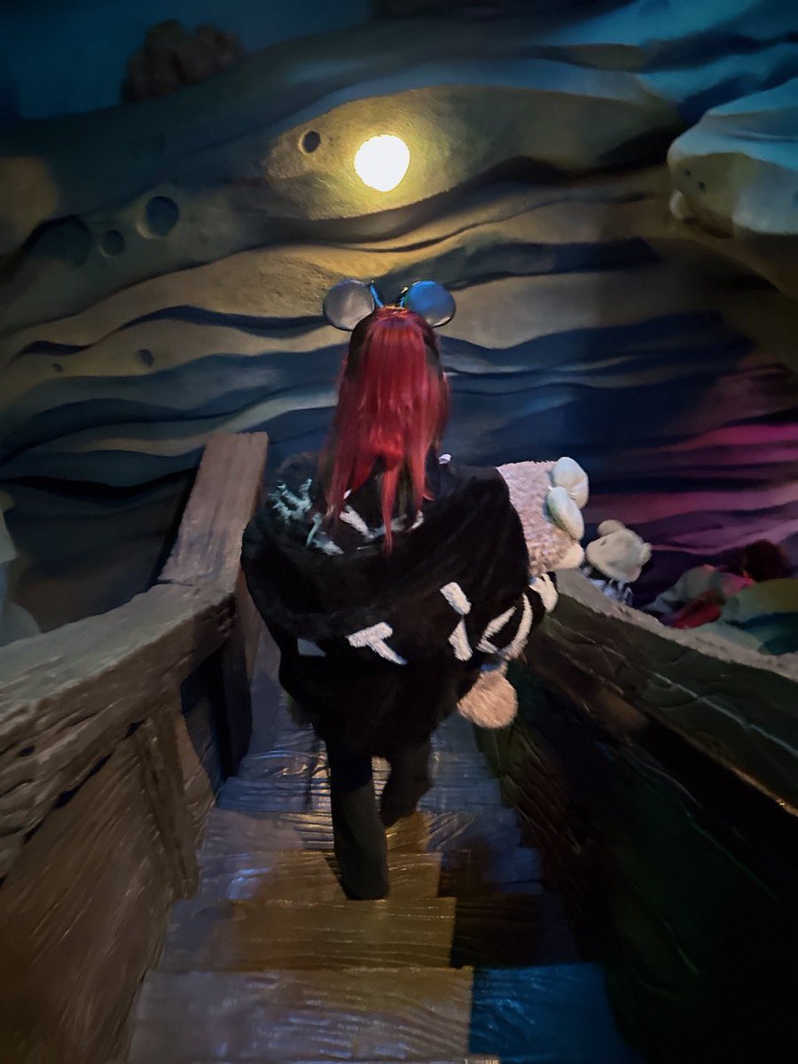 fragrance tweet media