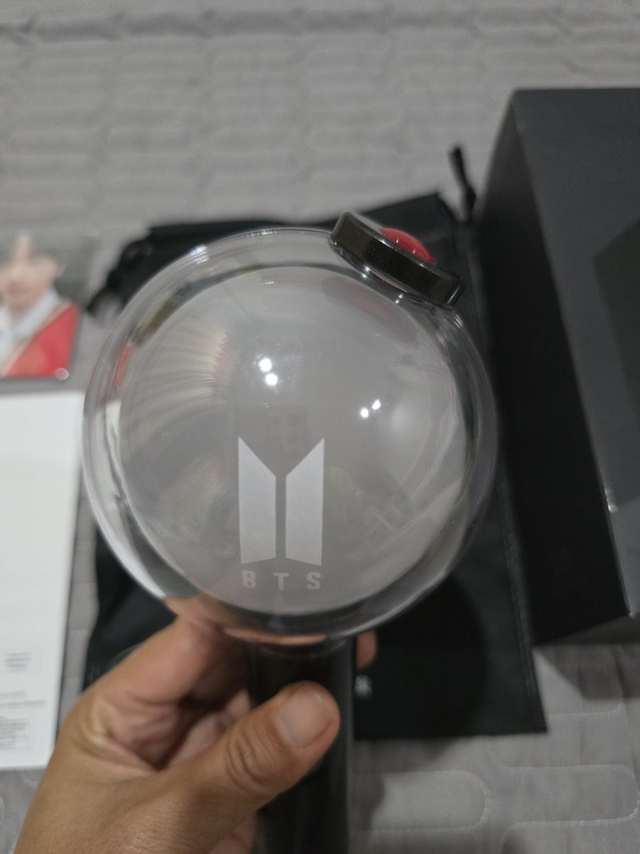 shamanmin's tweet photo. มือ 1 ราคา 1100 รวมส่ง 

#ตลาดนัดบังทัน #ตลาดนัดBTS #ตลาดนัดรถไฟฟ้าบังทัน #bts https://t.co/AqbNqWoM69