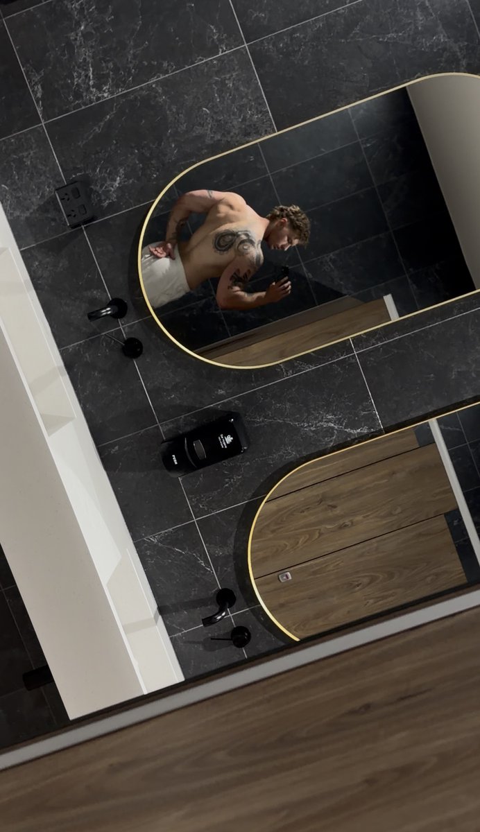 Alex GYM FREE OF tweet media