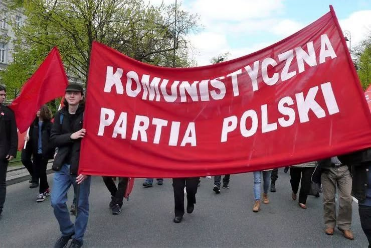 ultras_antifaa's tweet image. #Poland — On December 3, 2025 in a profoundly anti-democratic move, Poland's Constitutional Tribunal (TK) ruled that the Communist Party of Poland (KPP) violated the country’s constitution and the party was removed from the country's register of political parties. This move has,