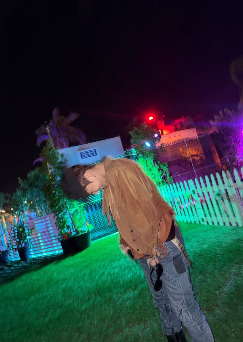 диди||поиск мью tweet media