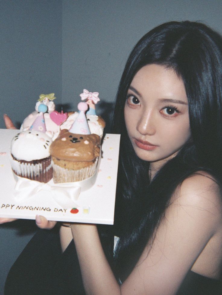 李, Saint Jazlyn. tweet media