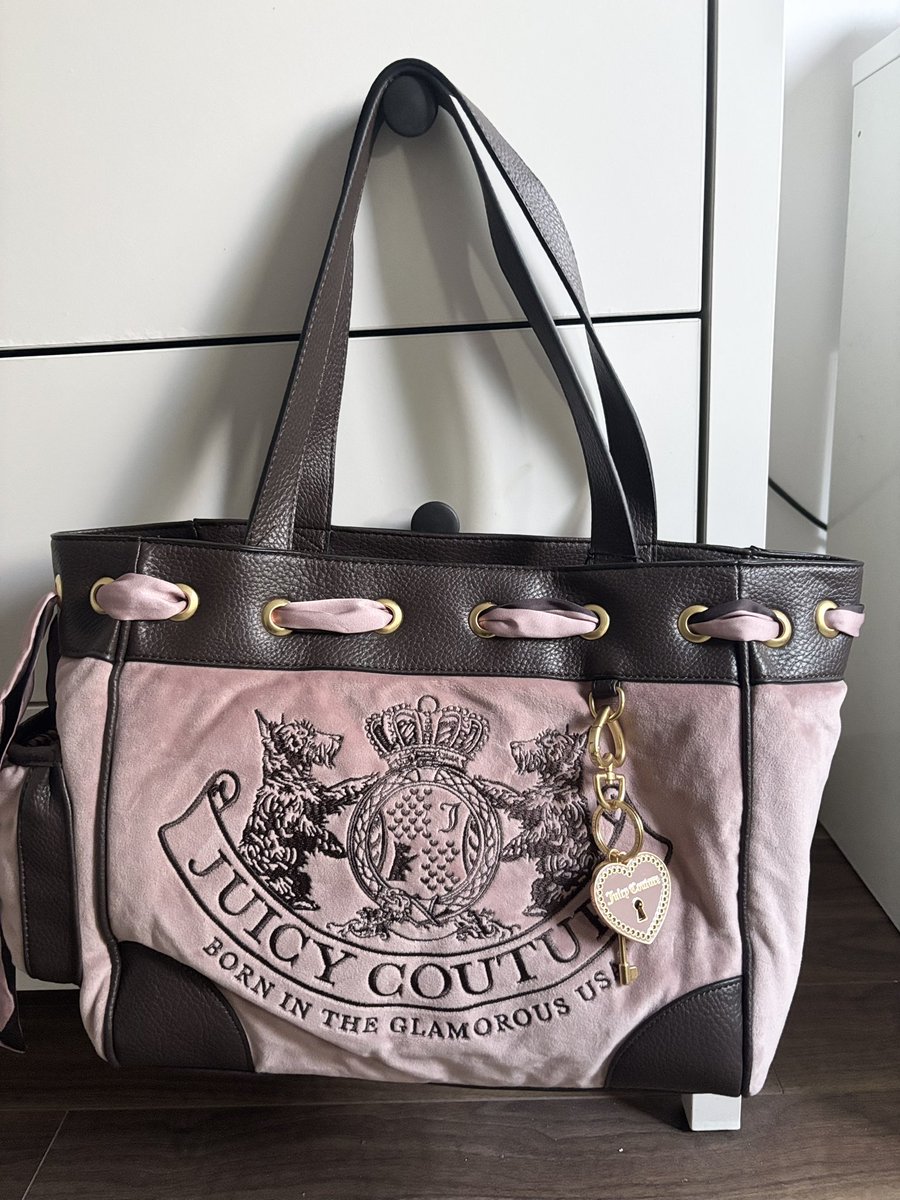 ali 𑣲 tweet media