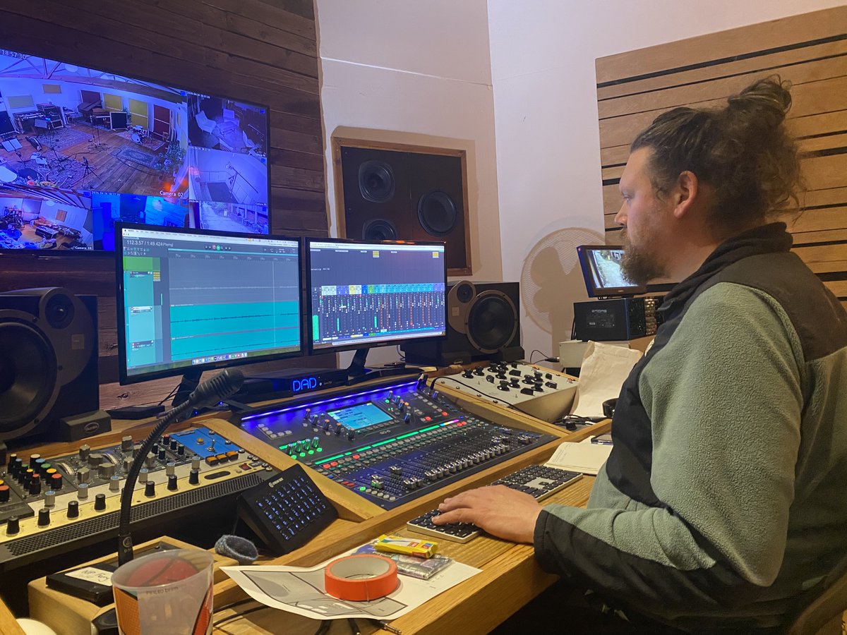 teyates's tweet photo. Day 1 at @wr_audio — got my station set up with Biff Roxby, cameras running. Goal was to lock in final guitar and mandolin parts, building on band sessions from October. After Biff has done some editing we'll work out what else these recordings need. Long day, focused start. https://t.co/i9ly4uoNHF