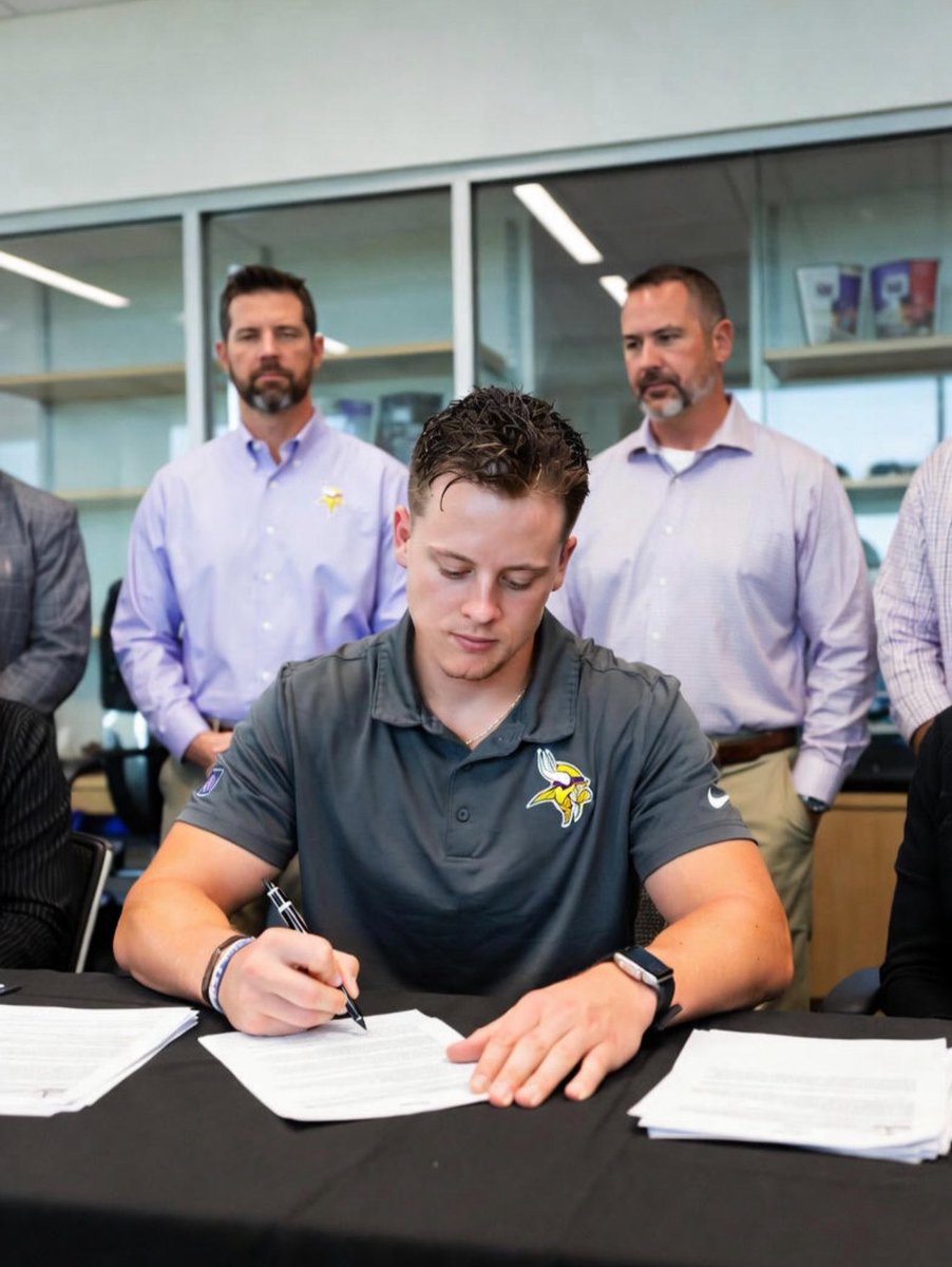 KalebNFL's tweet image. #Skol