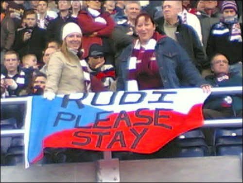 Mrs Miko is no longer engaging with nutters🇱🇻 tweet media