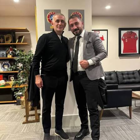 Semih Eriş🖤❤️ tweet media