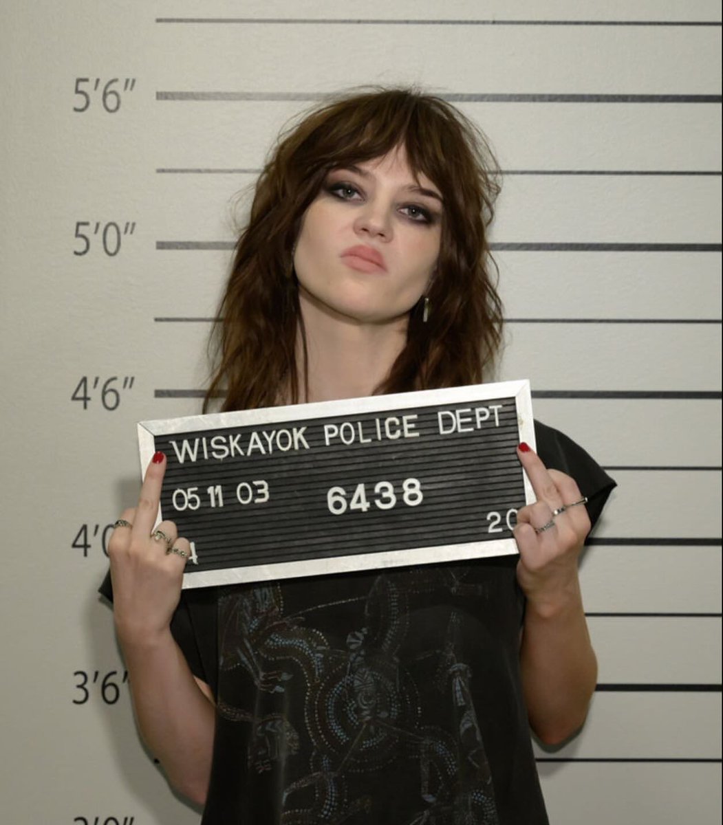 Sophie Thatcher Archive tweet media