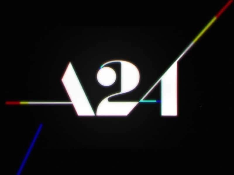 🚨 PRIMETIME, de Lance Oppenheim, tem previsão de estreia para setembro nos EUA. 

Estrelado por Robert Pattinson e Phoebe Bridgers, segue um jornalista que enfrentou o submundo do crime e mudou a TV para sempre.

Ainda não tem distribuição confirmada no Brasil.