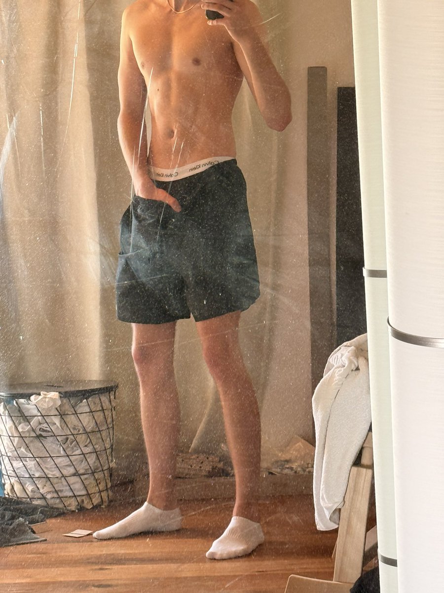 Swisstwink (55k+) tweet media