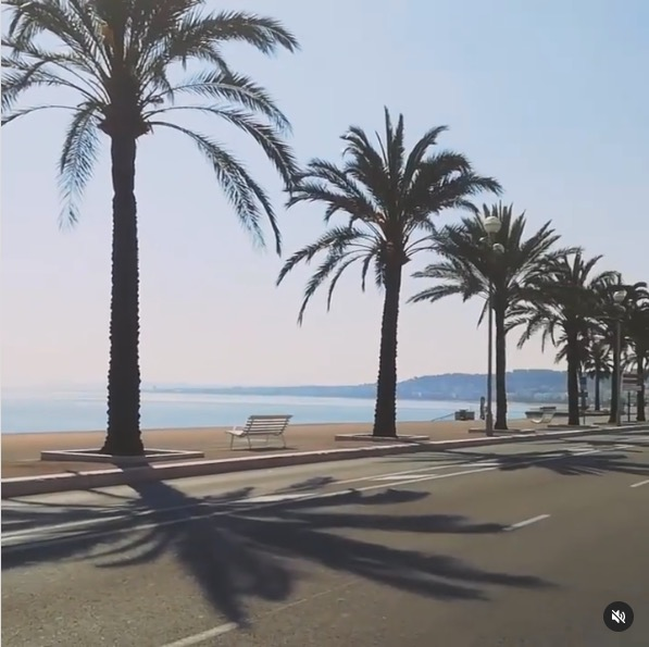 actualites_nrv's tweet image. Le 20 avril 2020 @benoit_jarry s'émerveillait Quai des États-Unis 😶
Jamais vu ni entendu.
20 avril 2020. #Nice #2020Review
-
instagram.com/p/B-0HRBHj8fR/…
-
#confinement #nobody #silent #birds #sealife #amazing #covid_19 #nicecotedazur #nice06 #CotedAzurFrance #frenchriviera