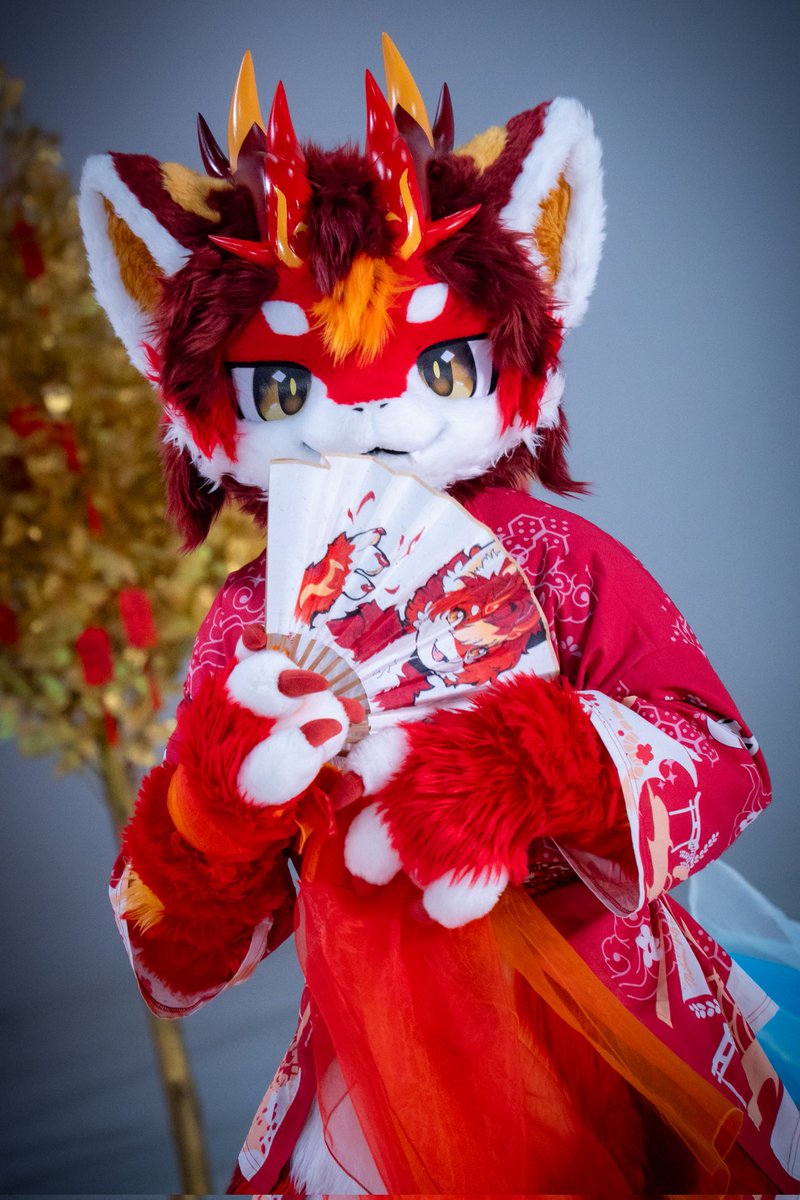 qilin2589183047's tweet photo. hello大家好呀，这里是麒麟，喜欢唱跳ruap篮球），刚刚入驻推特！以后会经常更新嘟，嗯？会更新一些可爱小图片还有搞笑视频以及跳舞视频嘟（会有一些zen照），希望各位多多包含~也希望各位可以喜欢喜欢我！ https://t.co/ev2hO3USA0