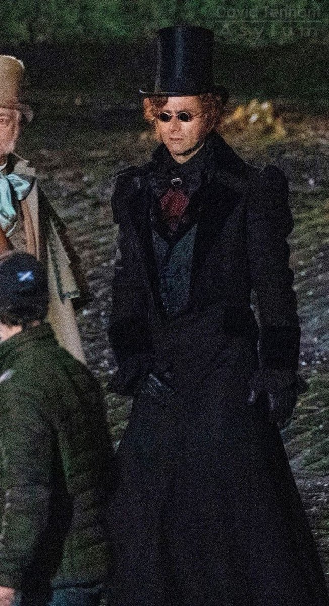 DelightedSage's tweet photo. This outfit was so cunty https://t.co/cOUunHFmlh