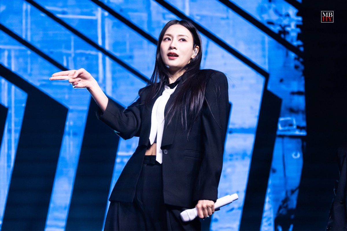 Mostbeautifulhayoung tweet media