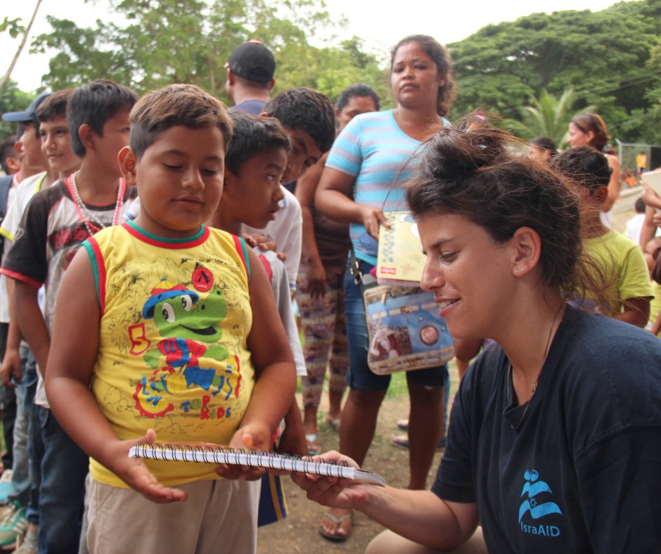 GlobalGiving tweet media