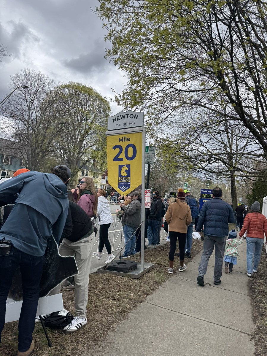 sirharrington91's tweet image. Tis the most wonderful time of the year 💚 
#bostonmarathon