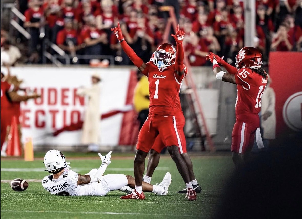 DeboseLogan4's tweet image. After a great conversation with @CoachTrice8 , I’m grateful to receive an offer to ball out at the University of Houston!!! 
@wesley_fritz @STHFootball @CoachDavis82 @TomLoy247 @jackson_dip @MikeRoach247 @TFloss32 @adamgorney @samspiegs @ChadSimmons_ @TXPrivateFBGuy @GPowersScout