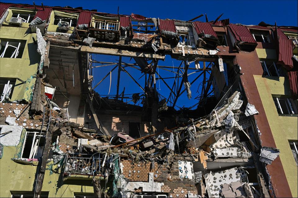 MENAFN's tweet image. Cities Helping Cities Rebuild: How Local Partnerships Are Shaping Ukraine's Recovery #Cities #Helping #Cities #Rebuild: #Local #Partnerships #Shaping #Ukraine's #Recovery #Investment #Fund #Contract #Company #Employee dlvr.it/TS7Y9T