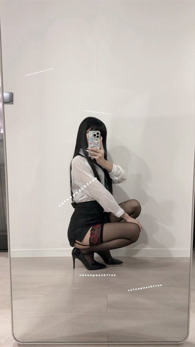 Mistress Mika tweet media