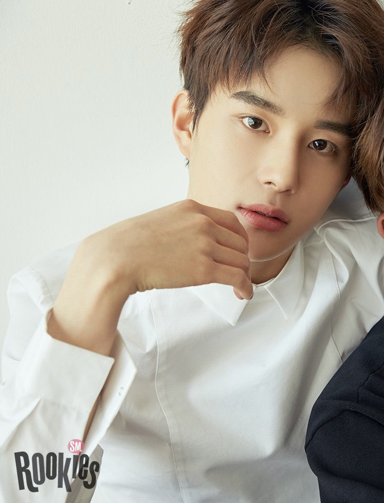 JUNGWOO. tweet media