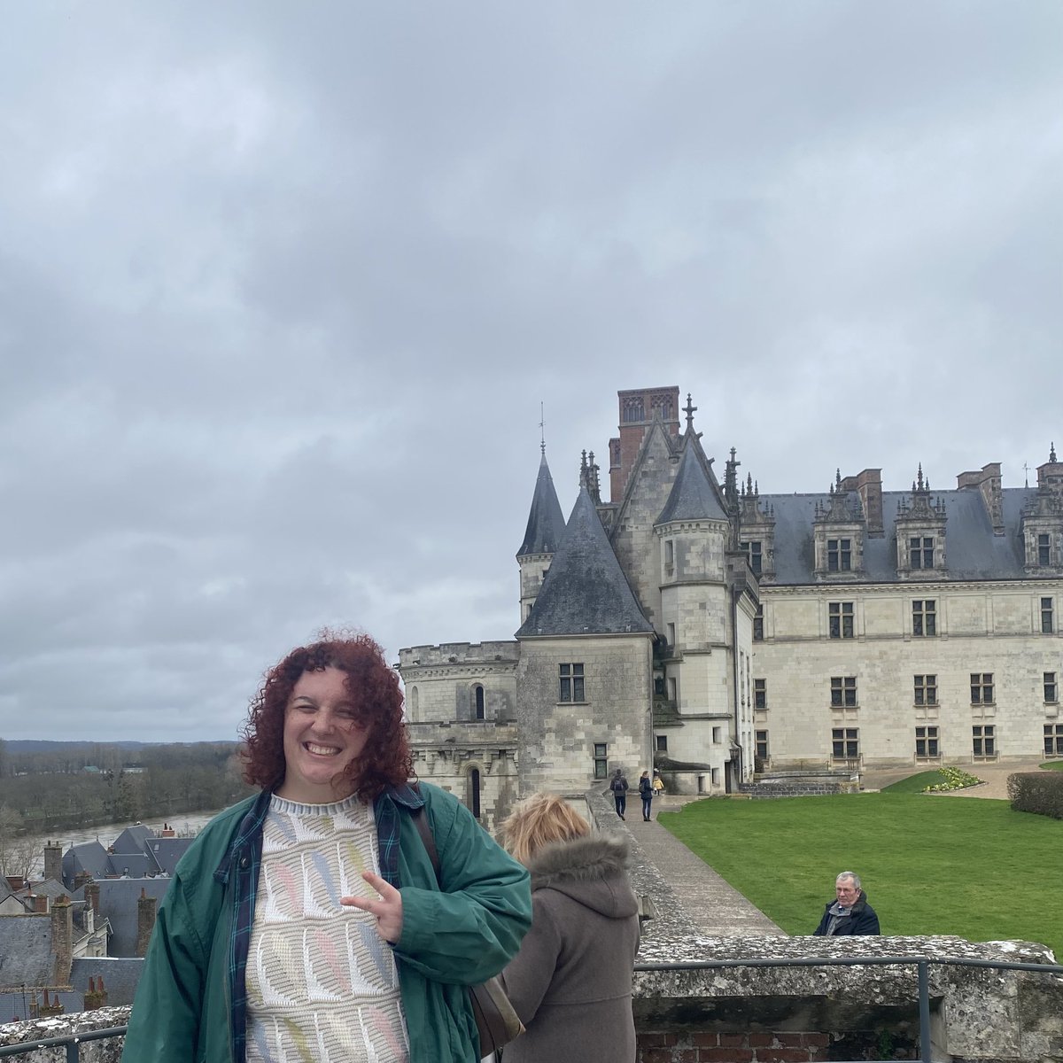manon tweet media
