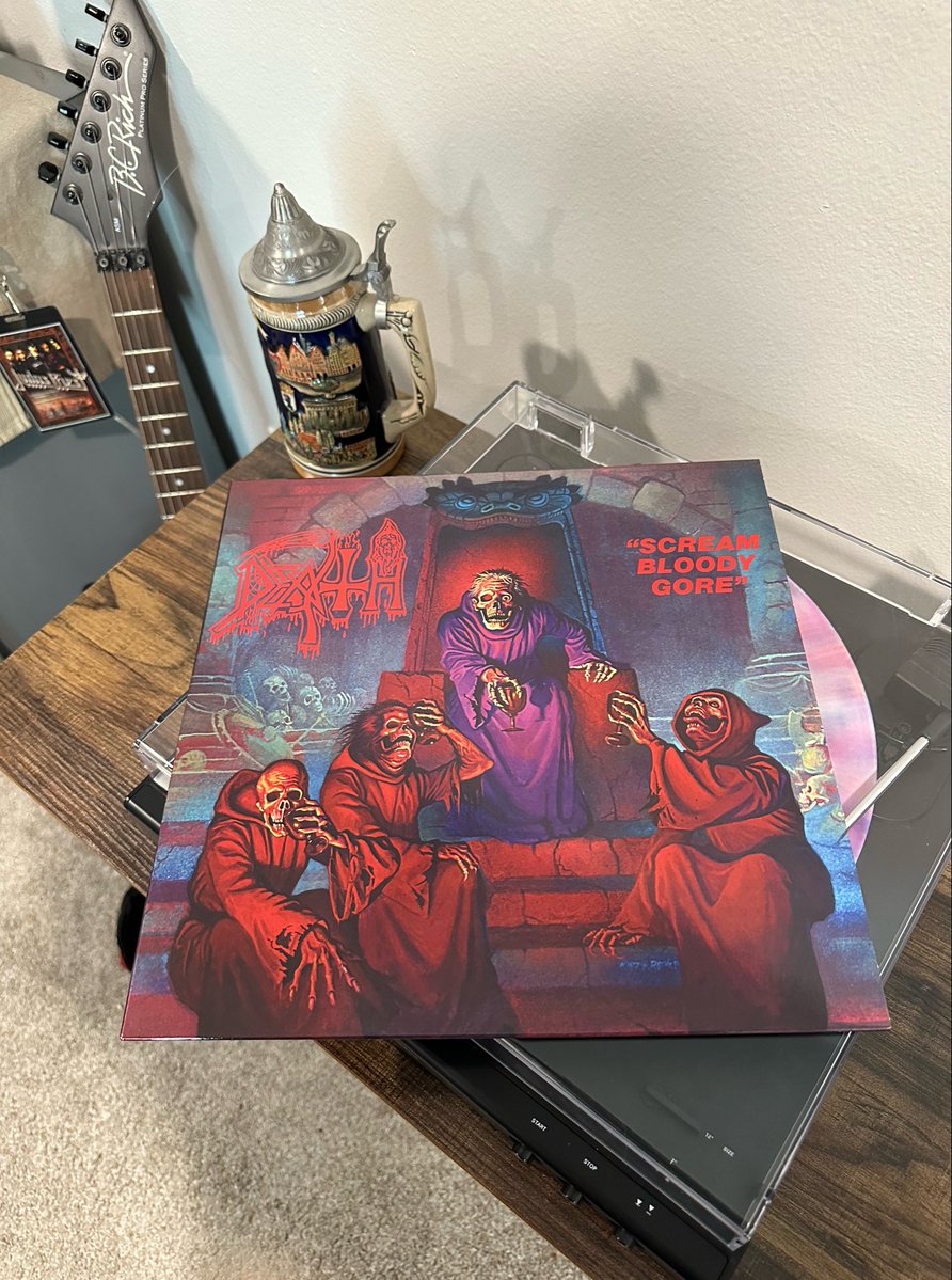 drrckbr's tweet image. Death - Scream Bloody Gore
🇺🇸
1987 (2021)

#Death #deathmetal