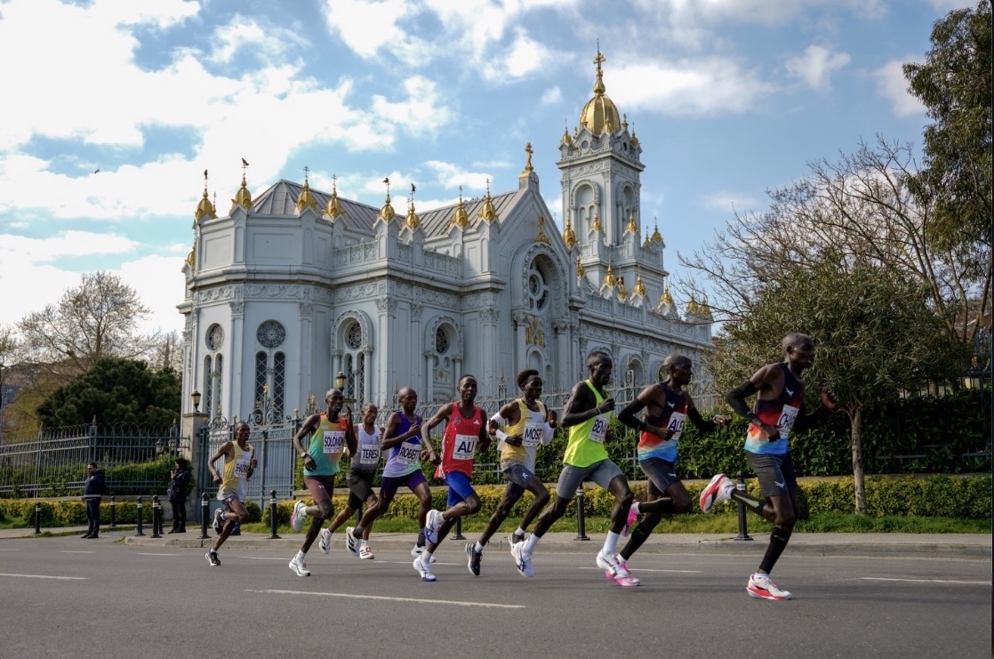 Rodopi_'s tweet photo. The runners of the Istanbul Half Marathon, with Bulgarian St. Stephen's Church (Iron Church) in the background. https://t.co/0MPYDC6yVU