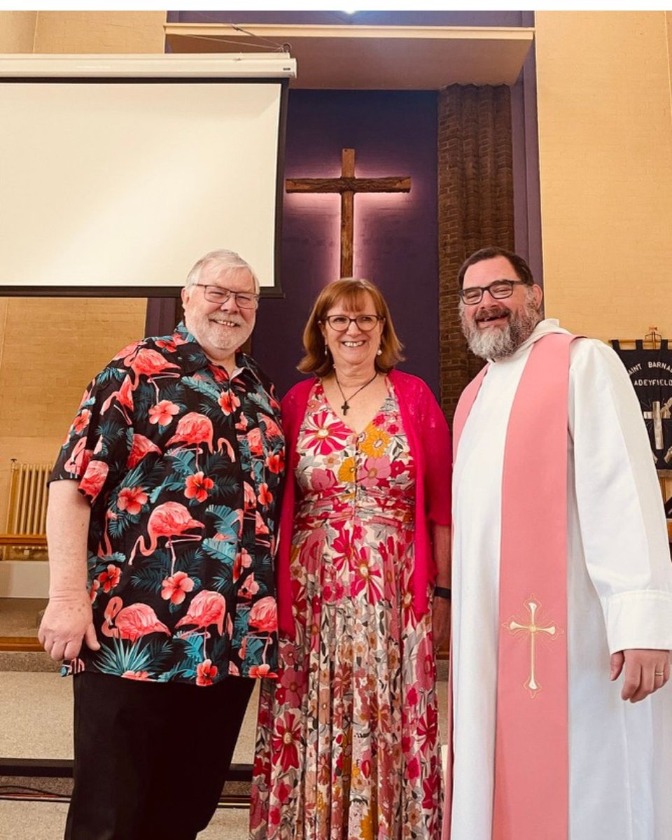 stbarnabashemel's tweet image. A Sunday full of joy and celebration at St Barnabas, as Paul &amp;amp; Helen renewed their wedding vows after 25 years. Then, with our neighbours at Holy Trinity, Leverstock Green, the wider community came together for the Mayor’s Civic Service. #community #celebration