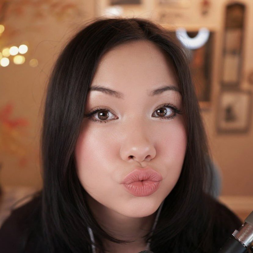 CinnaLover tweet media