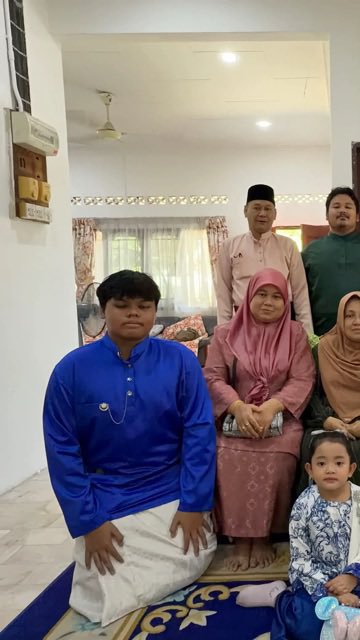 9nAn tweet media