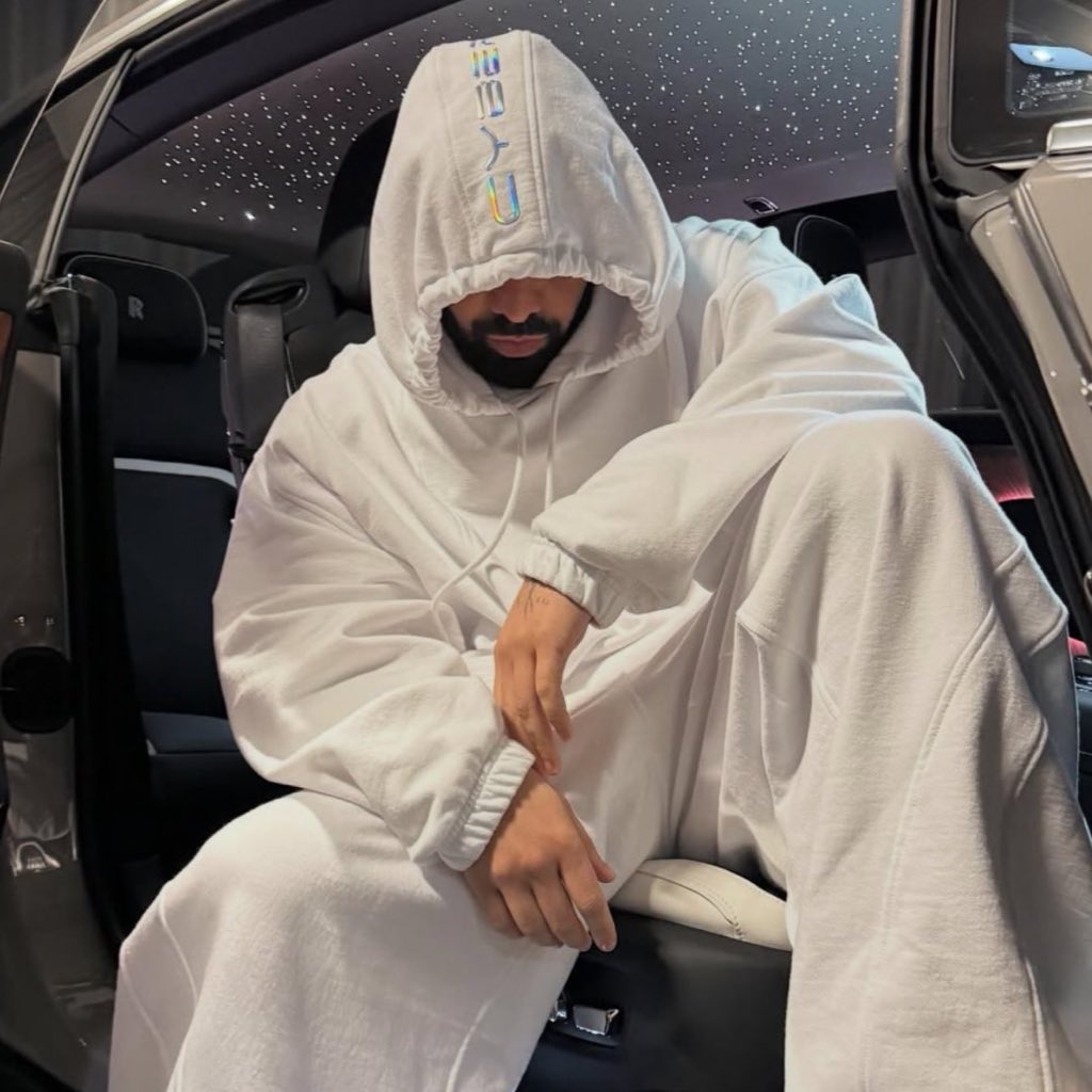 Talk of the Charts tweet media