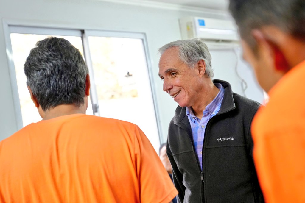 💉 Jornada de vacunación antigripal para el personal de AUBASA.

Porque proteger la salud de quienes trabajan con nosotros es priorizar el bienestar, la responsabilidad y el compromiso mutuo.

Gracias a todos y todas por sumarse y participar. 🙌
#AUBASATeCuida