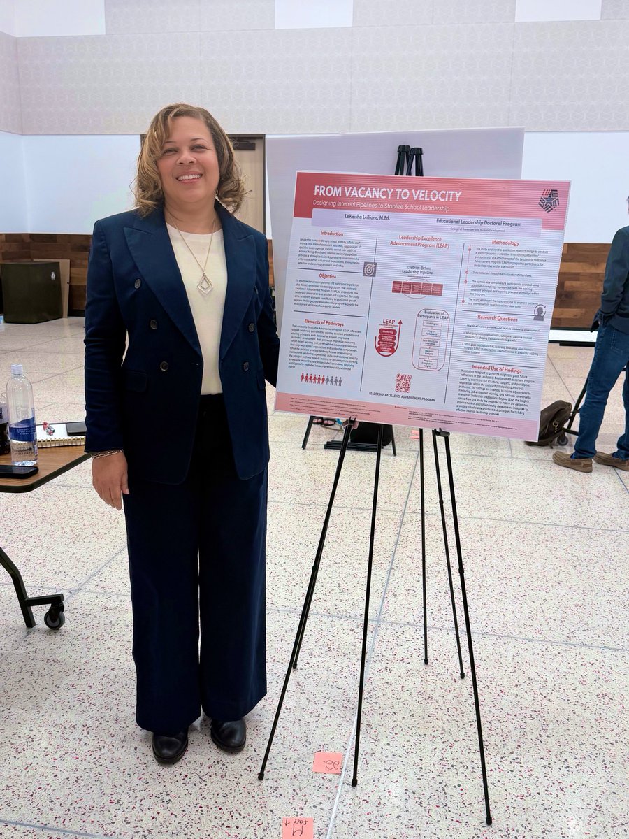 lizcastelline's tweet photo. Today, we presented at the Lamar University Graduate Research Conference! 🎉 Celebrating academic excellence with the Channelview team! 📚✨ #LamarUniversity #ResearchConference @ChannelviewISD https://t.co/eJJGsAJVRn