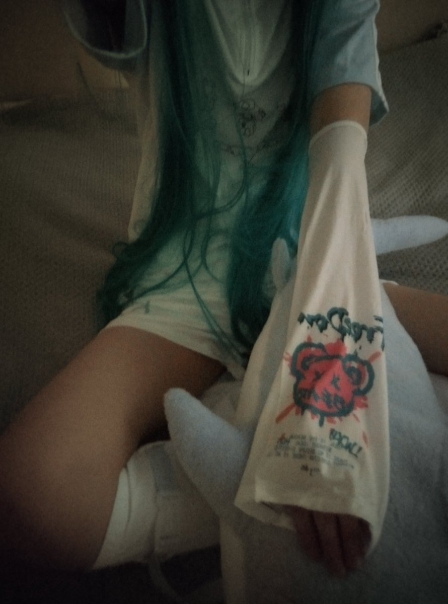 llipsii_'s tweet image. ##femboy #popular #HatsuneMikuArt #Miku #anime #boy #art #pic #femboyoutffit