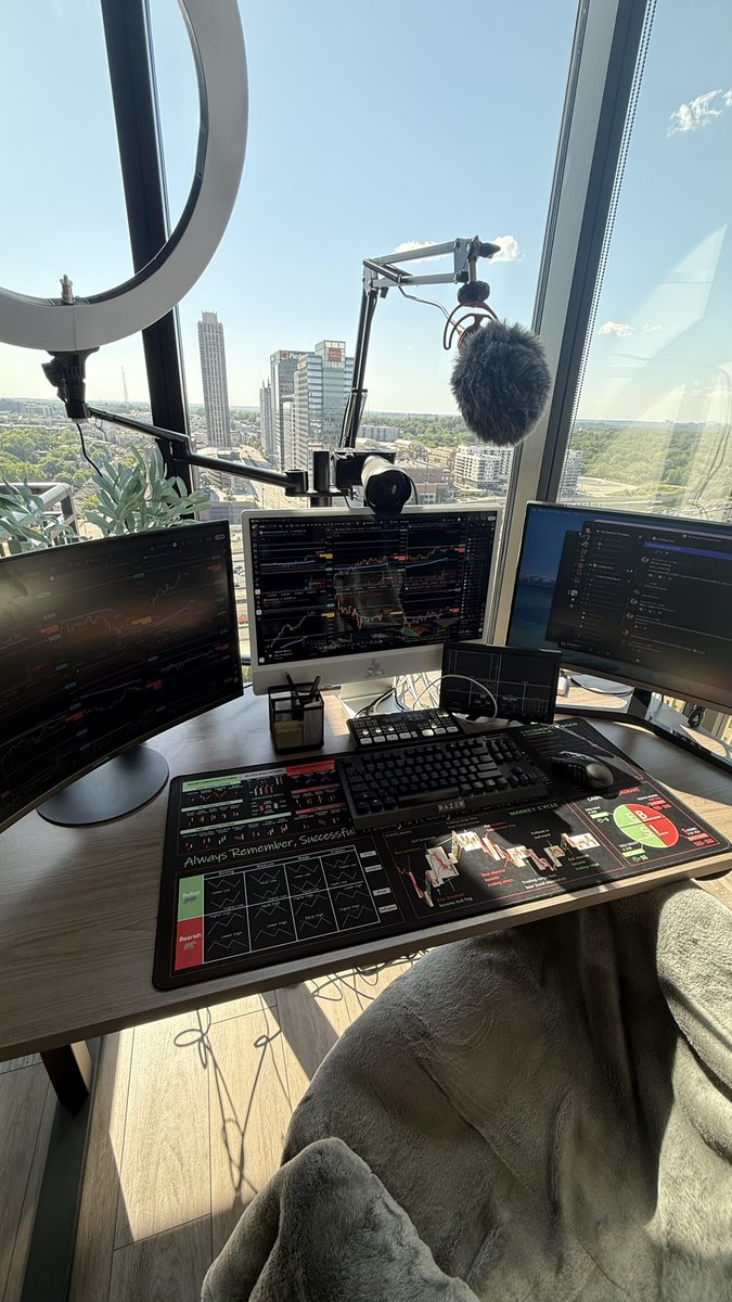 Dontez Akram 🎈 tweet media