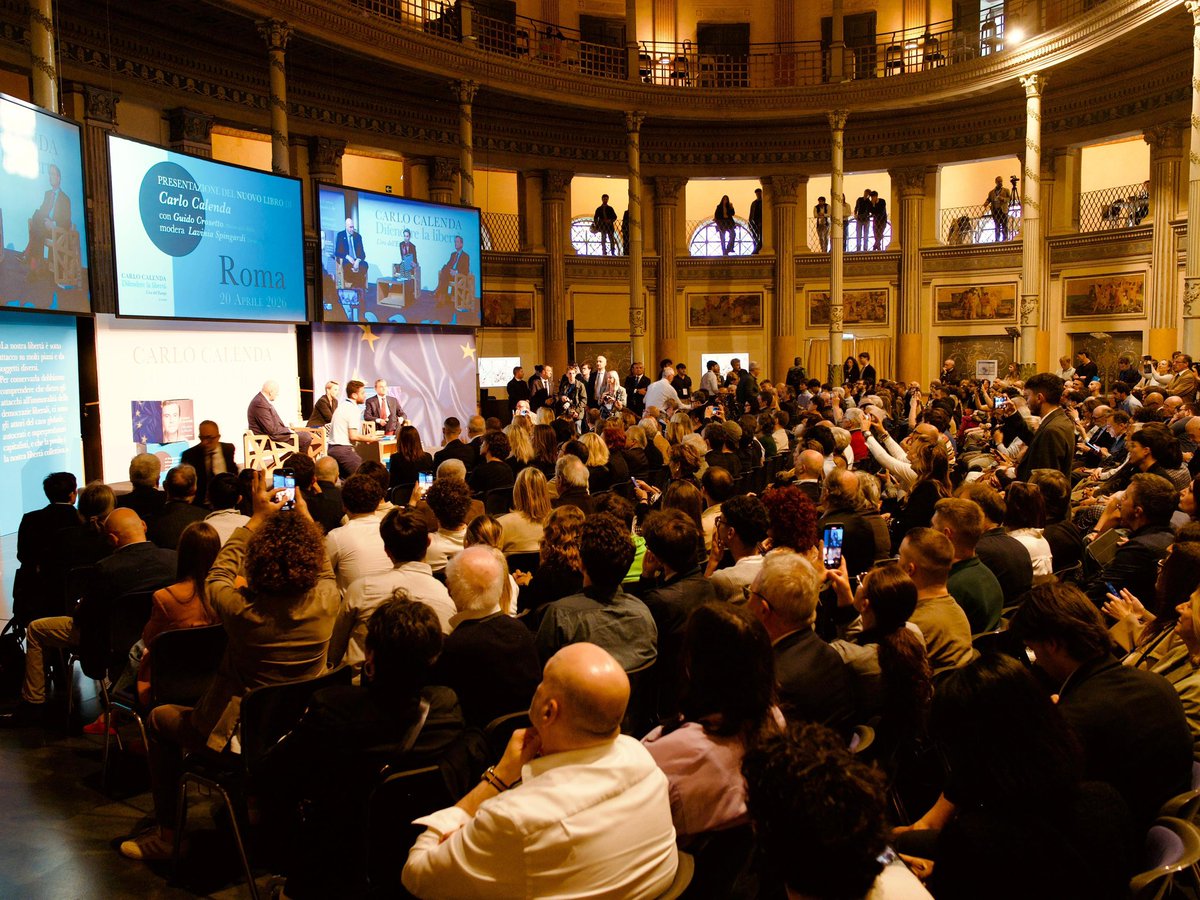 Carlo Calenda tweet media