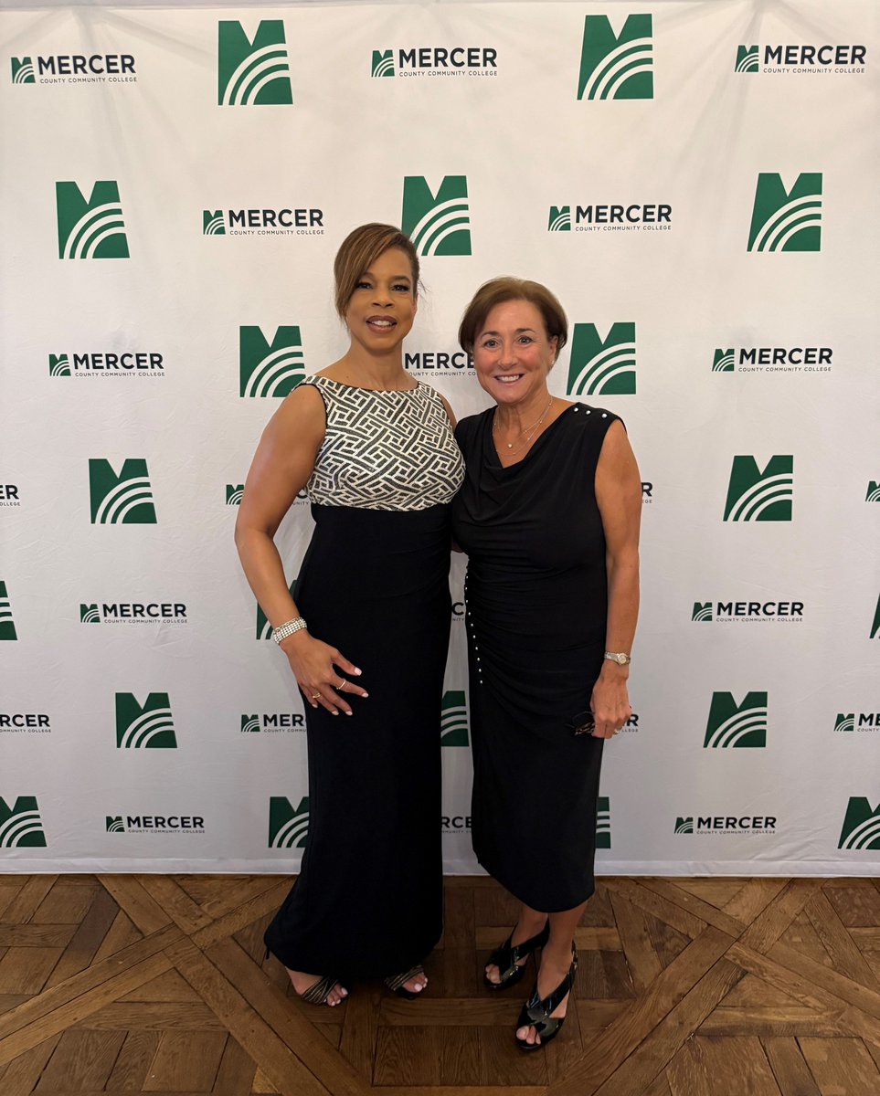 ThomasBoydPR's tweet photo. TBC was proud to support our client @MercerCollege at last week’s “Spring Into Student Success” Gala – an annual fundraiser for student scholarships.
Learn more about how you can support the MCCC Foundation: https://t.co/McAKzun5nH https://t.co/Vxxkw7CyZv