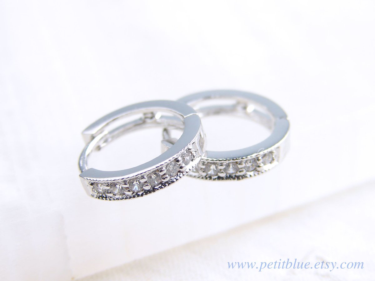 JewelryByMikako's tweet image. CZ Huggie Earrings ~ Tiny Hoop Earrings ~ Single or Pair ~ Small Silver Huggies ~ Minimalist Jewelry ~ Cubic Zirconia Jewelry ~ Gift for Her tuppu.net/c623c8c  #FreeShipping
