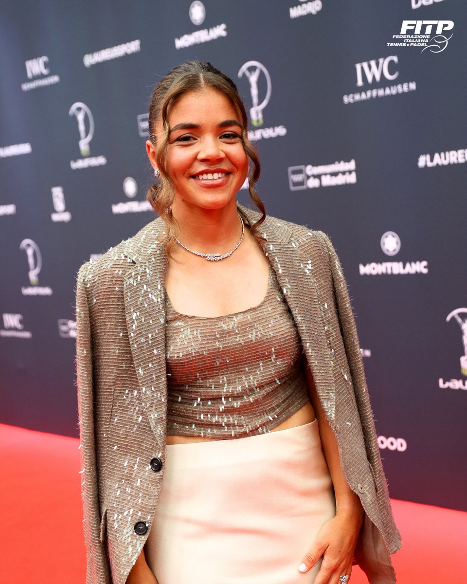 Jasmine Paolini stuns at the Laureus Awards.

(via <a href="/federtennis/">FITP</a>)

🇮🇹❤