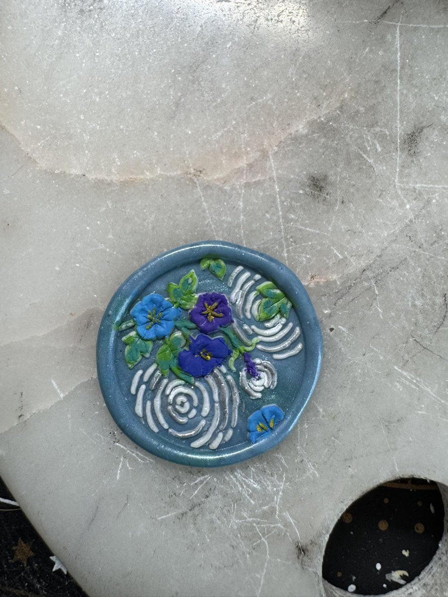 Major_Murk's tweet image. Magnets for a friend as a get well present. 😊 #waxseal #wax #seal #stamp #sealingwax #create #art #getwellsoon