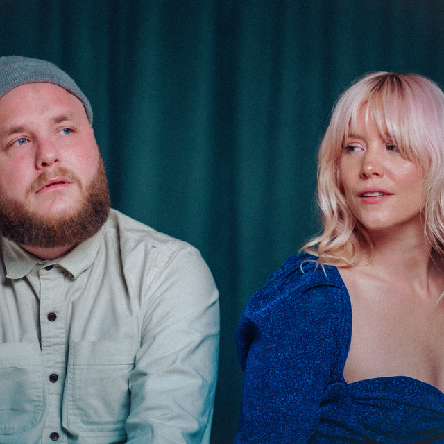 phonograph_me's tweet image. It's time for our treats so don't miss out on the latest tracks from New Constellations (#newconstellations), Soft Top (@softtopmusic) and Frog (#frog)! Tap the link in our bio and check them out!