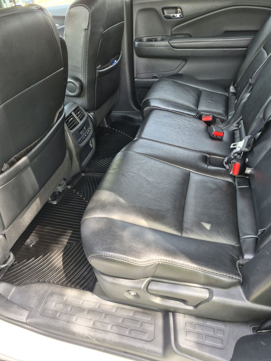 AndDetailing234's tweet photo. 🌟 Our mission is happy customers and sparkling clean cars! 🚗 A &amp; C Car Detailing offers interior detailing for only $130. Ready to give your car the care it deserves? Call or text today to book your appointment! What's your favorite spring drive? #CleanCar #Springfresh https://t.co/ObPhokNyVs