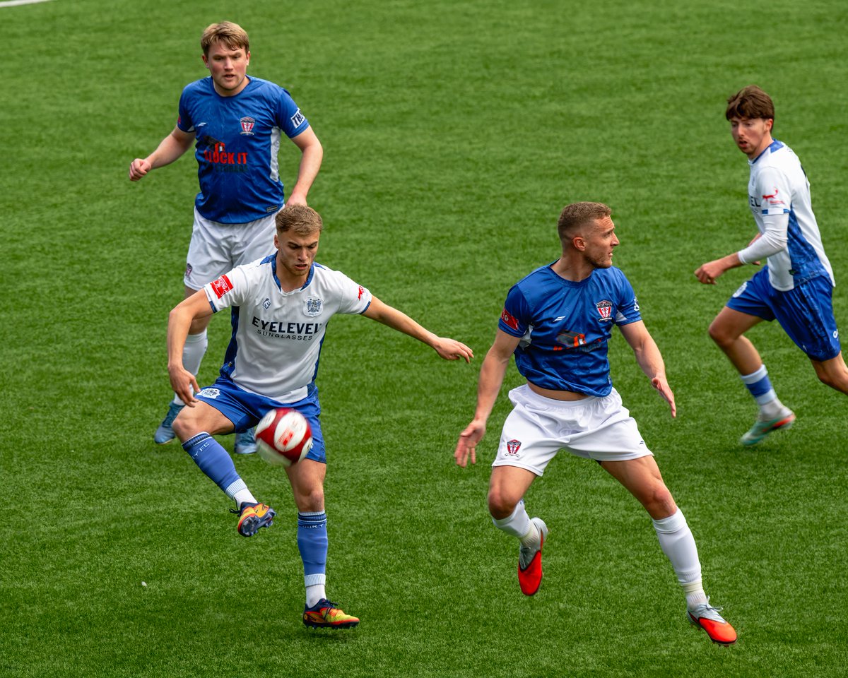 GomboczSteve's tweet image. Some more player action shots taken during the game Bury v Witton Albion on 18/4/26. #BuryFC #PartOfIt @whitebluearmy @buryfcofficial #bfc140 #shakers