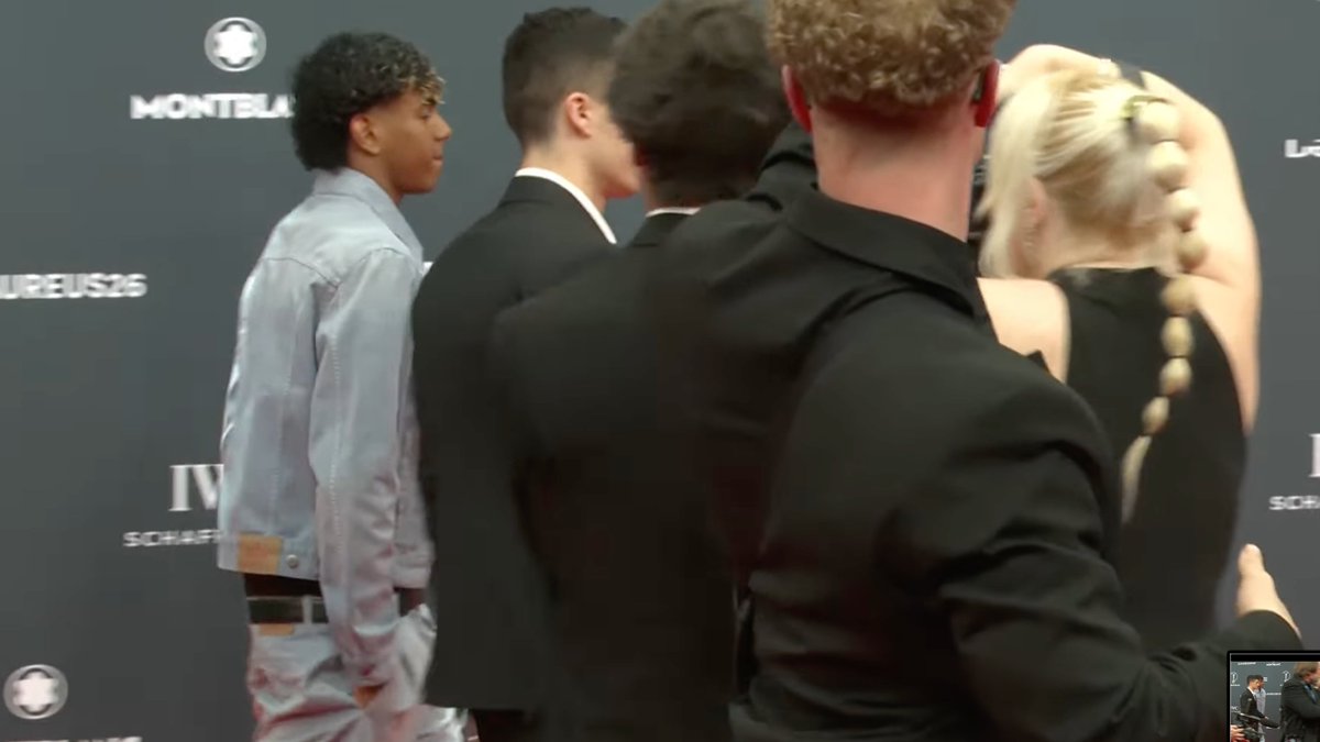 FCB World tweet media