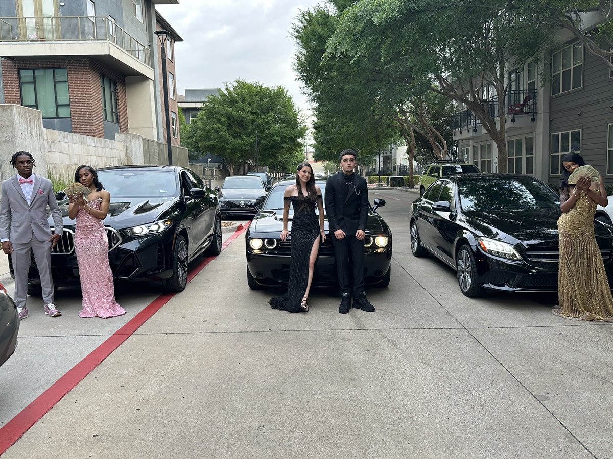 Shanitasuccess3's tweet image. #2026prom  #prom  #senior26 I HAVE SURVIVED PROM #girlmom #mom #daughter SO PROUD OF MY OLDEST DAUGHTER SHE WAS SO BEAUTIFUL HER PROM SEND OFF TURNED SO GOOD AND SHE WAS ALL THE WAY LIVE 🥰🥰🥰 🔥🔥🔥🔥🔥🔥 #hardworkpaysoff I LOVE THIS FOR HER #respectfully