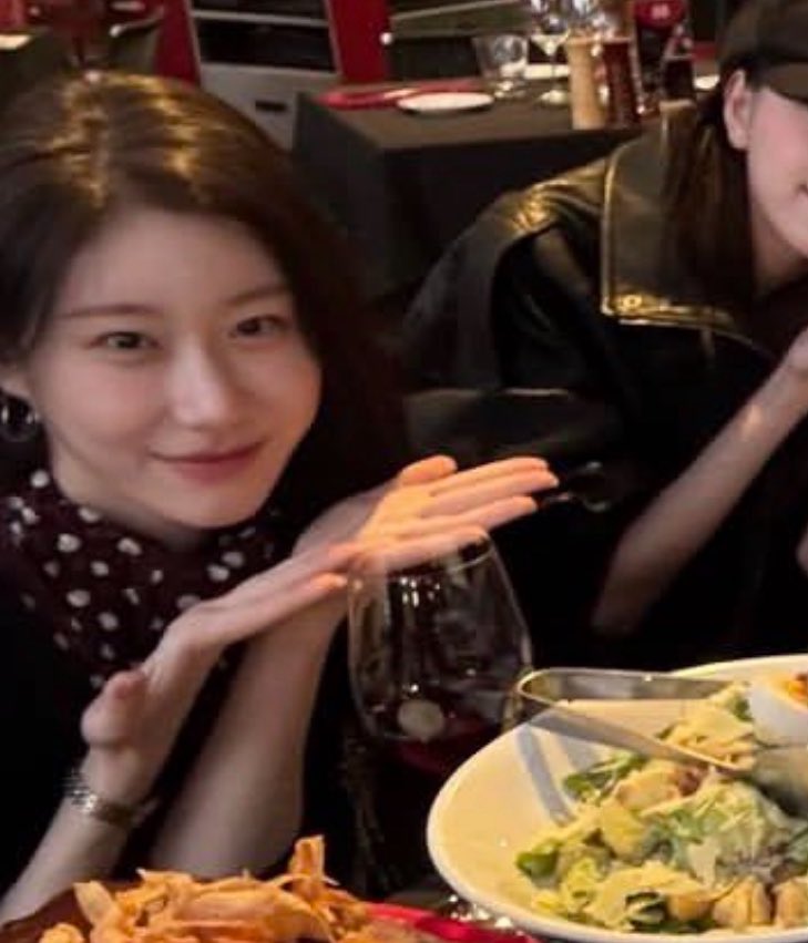 archive chaer 📁 tweet media