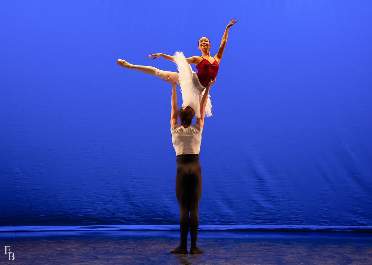 EllisonBallet's tweet photo. Please enjoy these incredible performance photos from our recent Winter Showcase!

Part 2: EB students perform excerpts from beloved classics and new works by our esteemed faculty.

Photos (c) Kyle Froman. https://t.co/93y5iwa12s