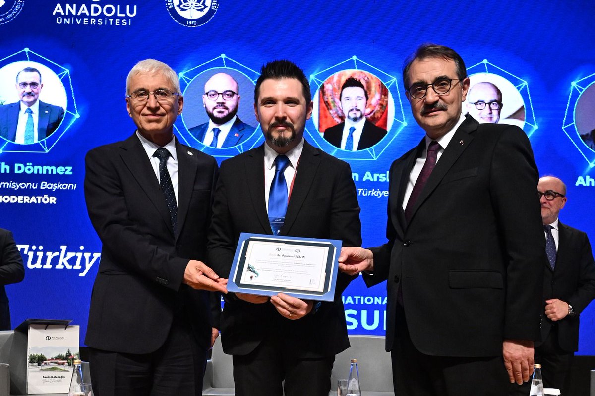 Anadolu Üniversitesi Açıköğretim Fakültesi tweet media