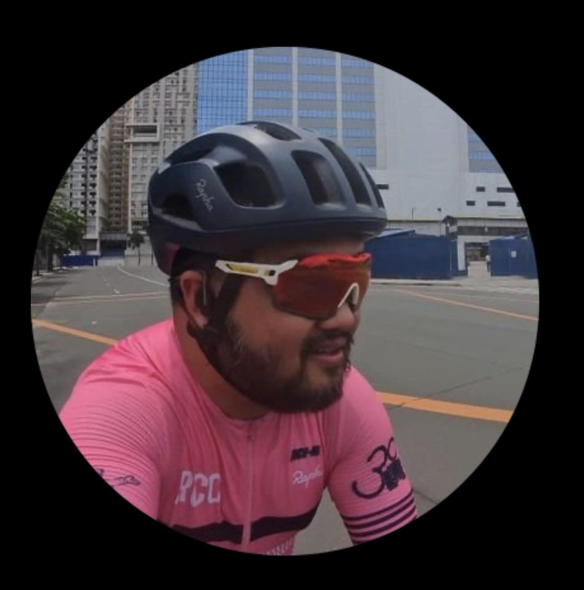 r3alcheezy tweet media