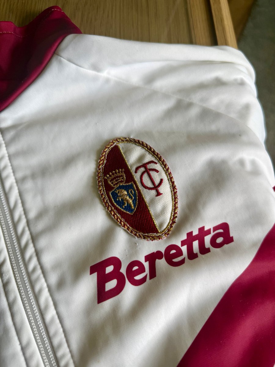 klopp_1's tweet image. Torino x ABM 1991/93 track jacket🇮🇹

One of the nicest jackets I’ve had in for a while💨

#torino #abm #footballshirt